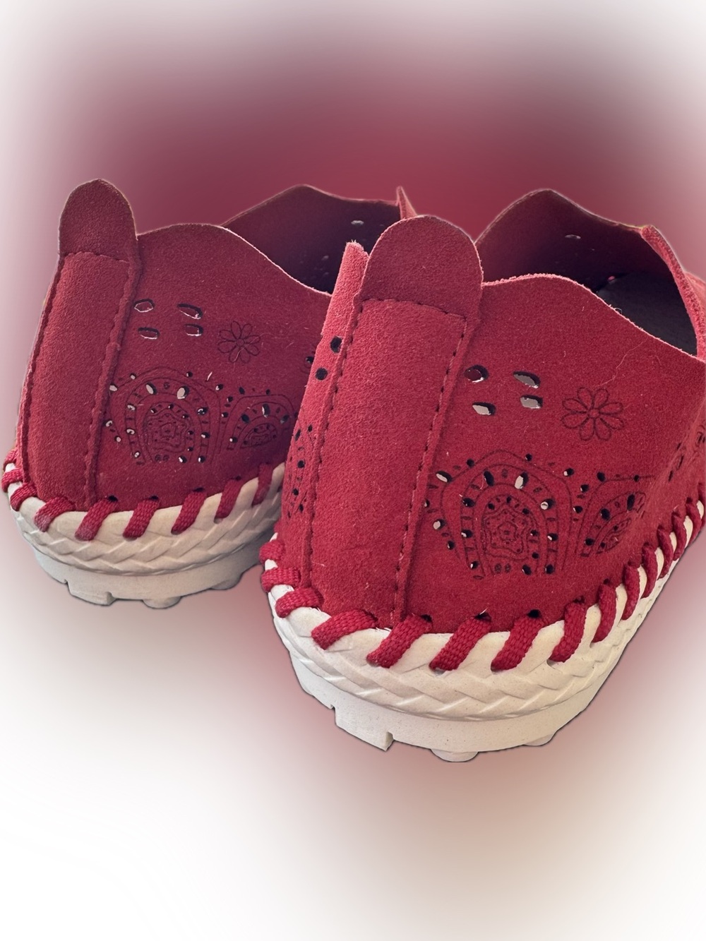Bernie Mev Red Laser-Cut Slip-On Casual Shoes - Picture 4 of 7